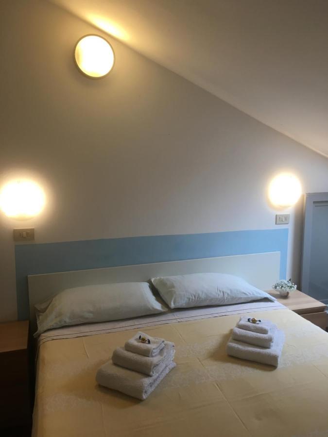 Hotel Villa Rinaldini Rimini Exterior photo